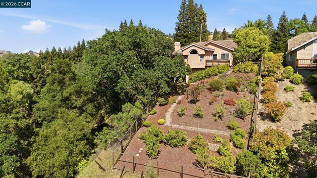 2426 Heritage Oaks Dr, Alamo, CA 94507