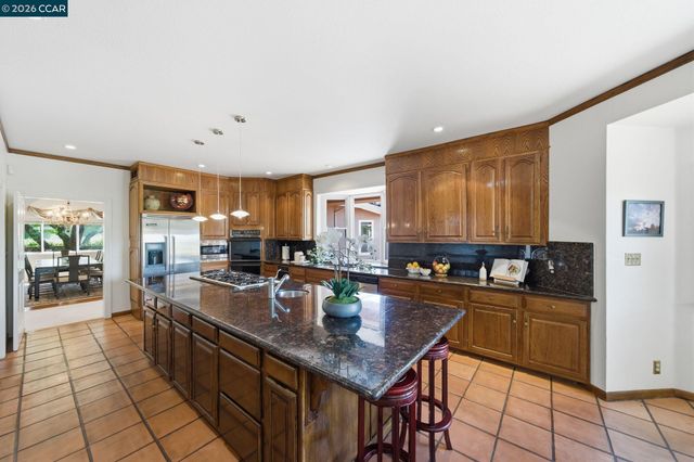 2426 Heritage Oaks Dr, Alamo, CA 94507