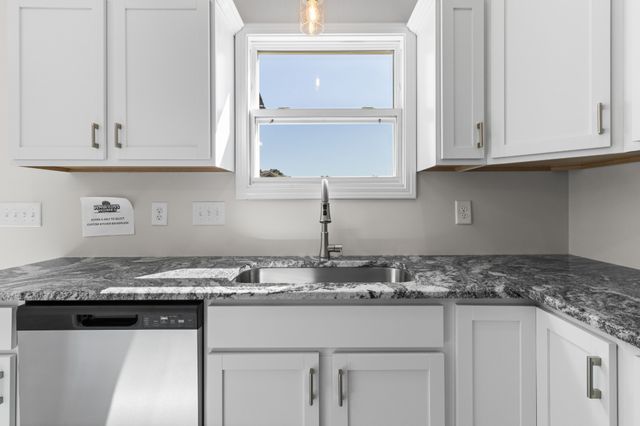 548 Castle Pinckney Lane, Clarksville, TN 37042