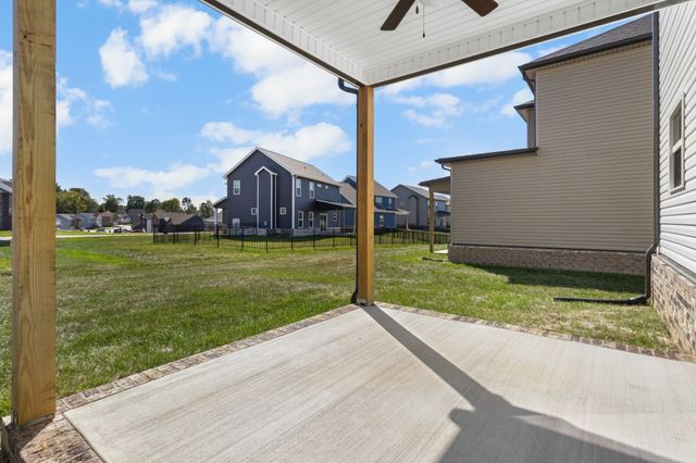 548 Castle Pinckney Lane, Clarksville, TN 37042