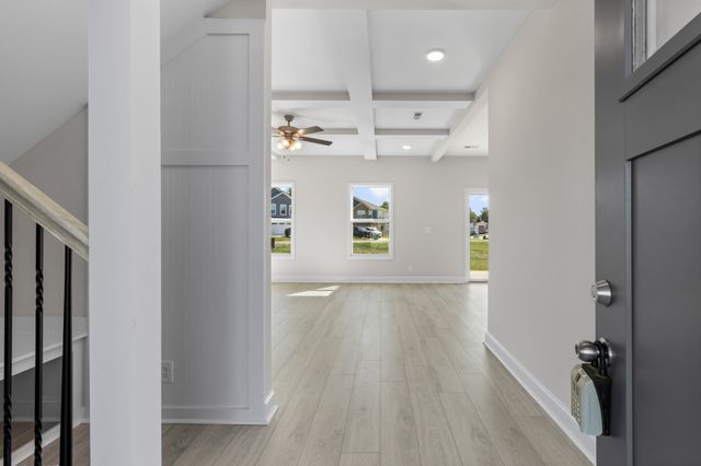 548 Castle Pinckney Lane, Clarksville, TN 37042