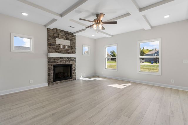 548 Castle Pinckney Lane, Clarksville, TN 37042