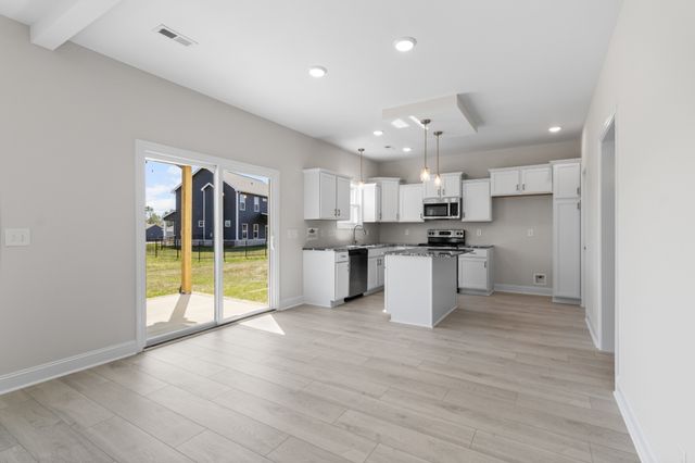 548 Castle Pinckney Lane, Clarksville, TN 37042