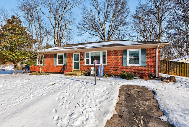 1109 Greentree Court, Lexington, KY 40517