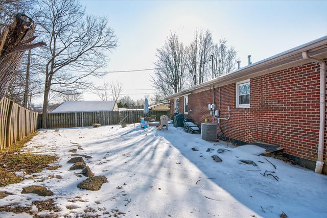 1109 Greentree Court, Lexington, KY 40517