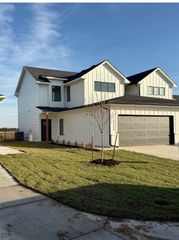 12504 W Blanford, Wichita, KS 67223