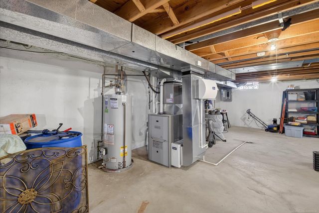 44174 Rivergate Drive, Clinton Township, MI 48038