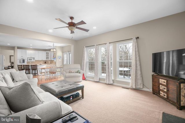 45 CRESTWOOD LN, Stafford, VA 22554