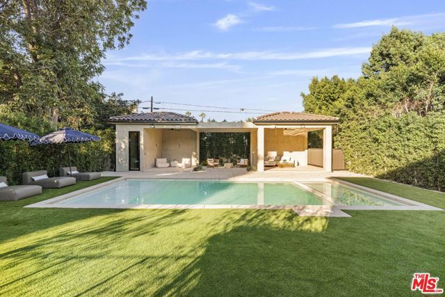 14273 Greenleaf Street, Los Angeles, CA 91423