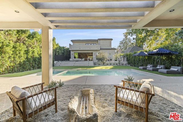 14273 Greenleaf Street, Los Angeles, CA 91423