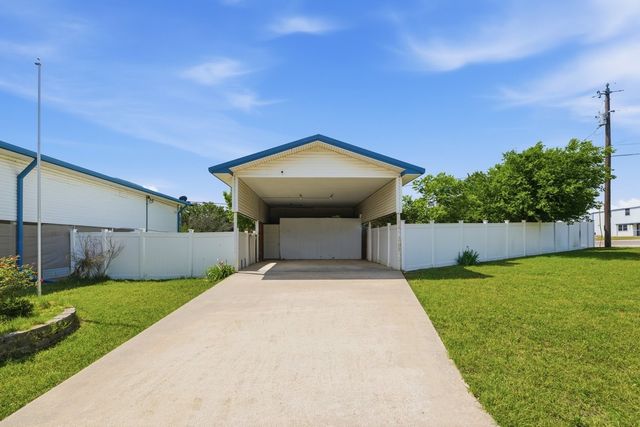108 Big Bend Drive, Whitney, TX 76692