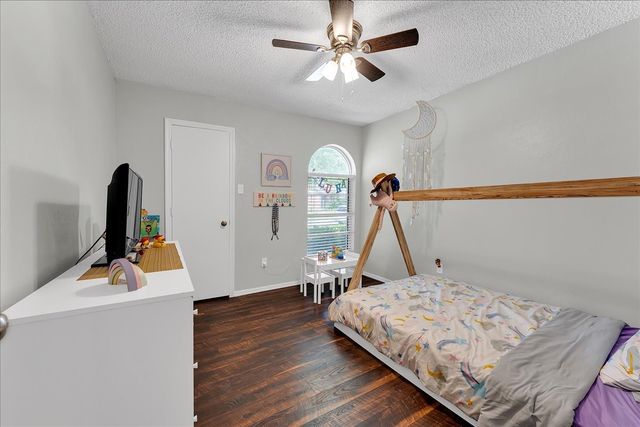 6548 Wooddale Drive, Watauga, TX 76148