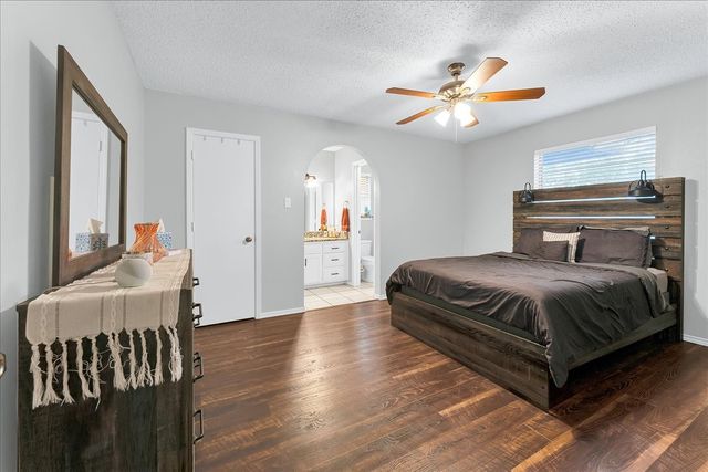 6548 Wooddale Drive, Watauga, TX 76148