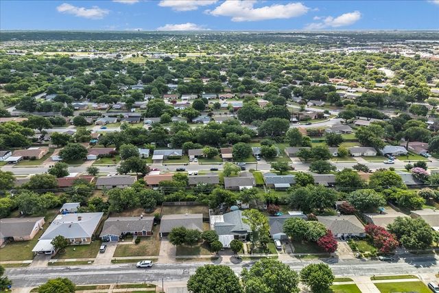 6548 Wooddale Drive, Watauga, TX 76148