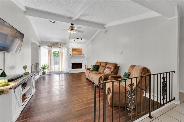 6548 Wooddale Drive, Watauga, TX 76148