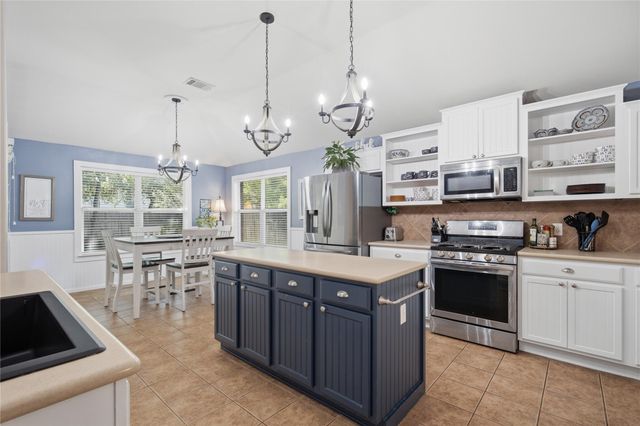 2409 Tumbling River DR, Leander, TX 78641