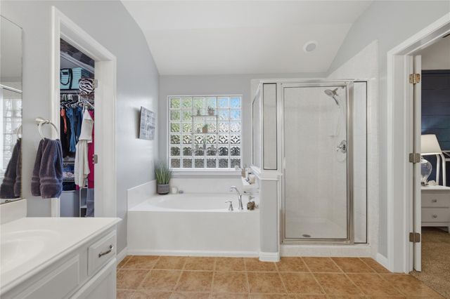 2409 Tumbling River DR, Leander, TX 78641