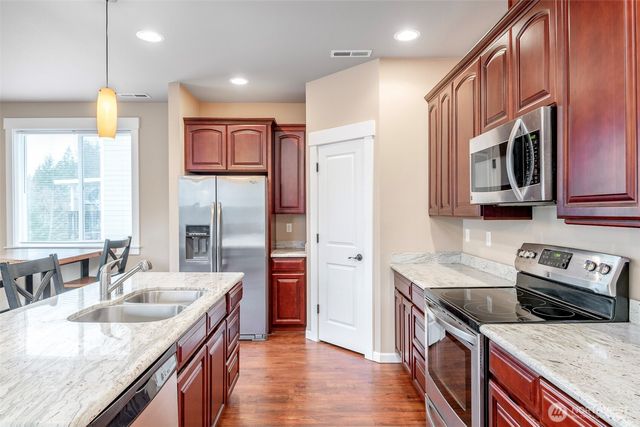 633 Joy Street, Eatonville, WA 98328