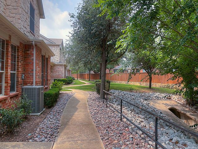 2741 Olympic Park Drive, Grand Prairie, TX 75050
