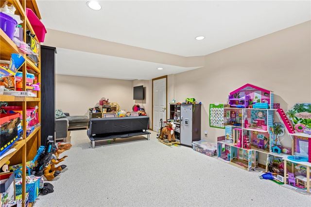 17834 Princeton Circle, Strongsville, OH 44149