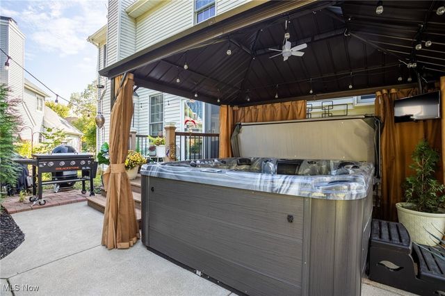 17834 Princeton Circle, Strongsville, OH 44149