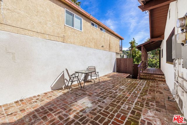 238 Thorne Street, Los Angeles, CA 90042