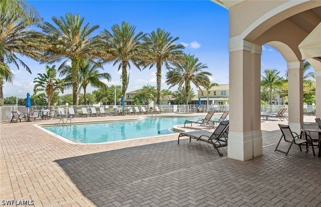 1564 Lake Jessup CIR, Cape Coral, FL 33909