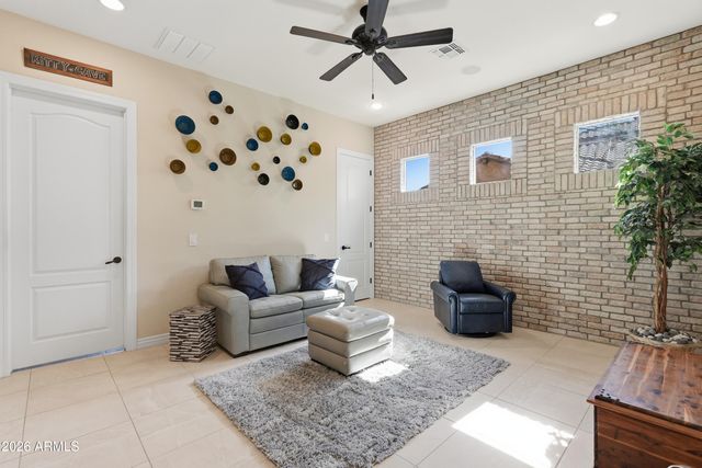 9934 W WHITE FEATHER Lane, Peoria, AZ 85383