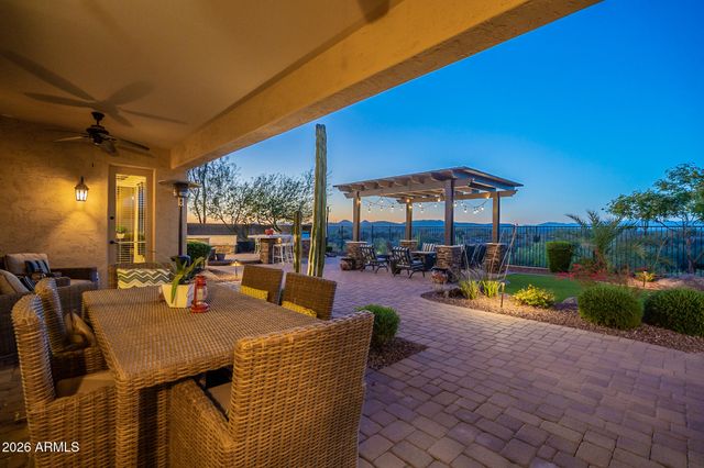 9934 W WHITE FEATHER Lane, Peoria, AZ 85383