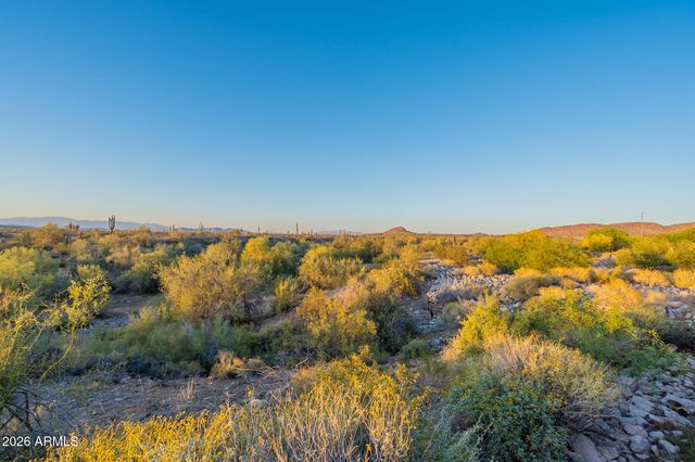 9934 W WHITE FEATHER Lane, Peoria, AZ 85383