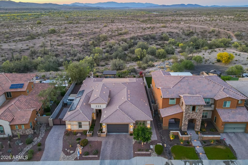 9934 W WHITE FEATHER Lane, Peoria, AZ 85383 — photo 2