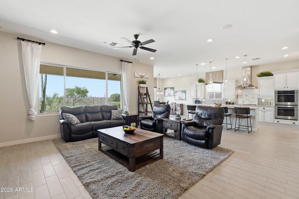 9934 W WHITE FEATHER Lane, Peoria, AZ 85383 — photo 4