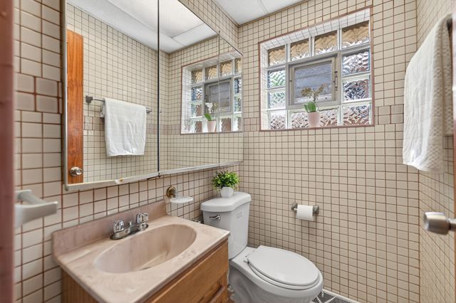 9134 Chestnut Avenue, Franklin Park, IL 60131