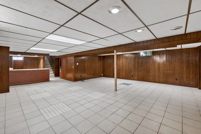 9134 Chestnut Avenue, Franklin Park, IL 60131