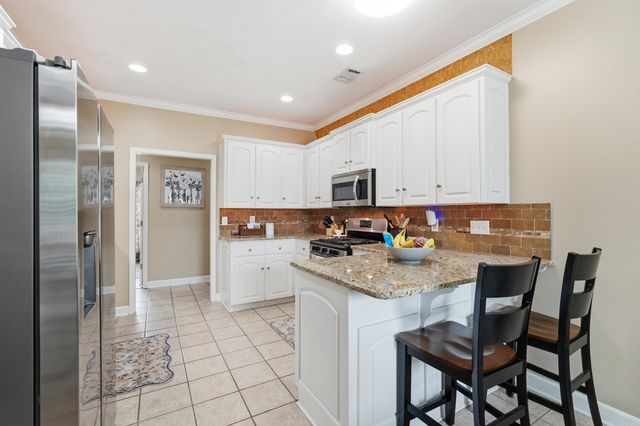 35 Applewood Dr, Cabot, AR 72023