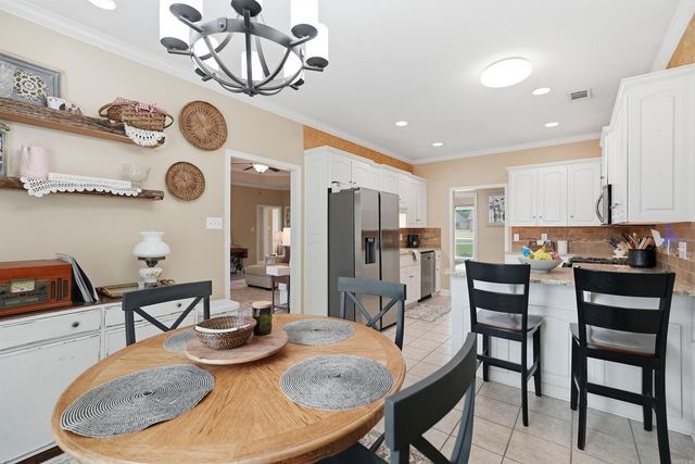 35 Applewood Dr, Cabot, AR 72023