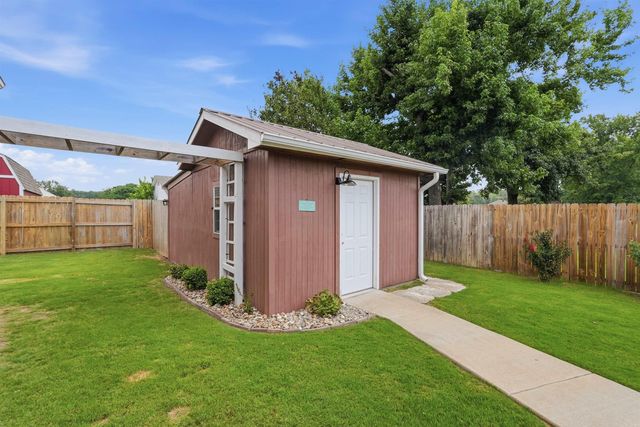 35 Applewood Dr, Cabot, AR 72023