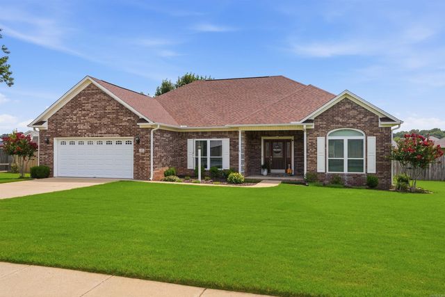 35 Applewood Dr, Cabot, AR 72023