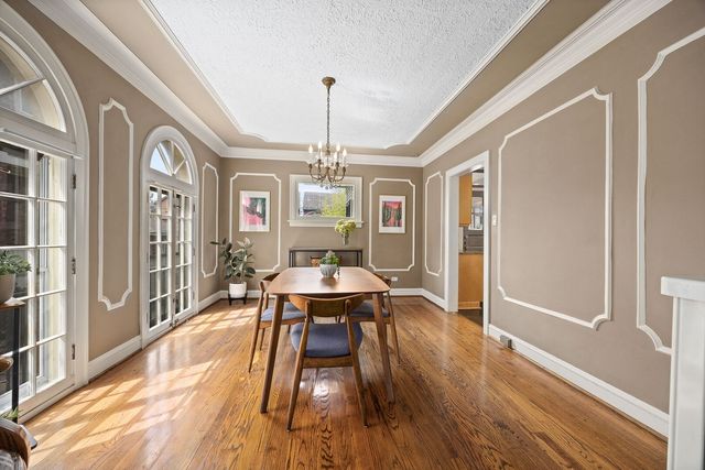 1215 N Linden Avenue, Oak Park, IL 60302