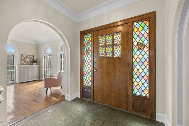 1215 N Linden Avenue, Oak Park, IL 60302