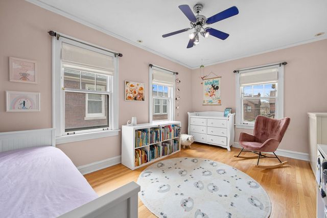 1215 N Linden Avenue, Oak Park, IL 60302