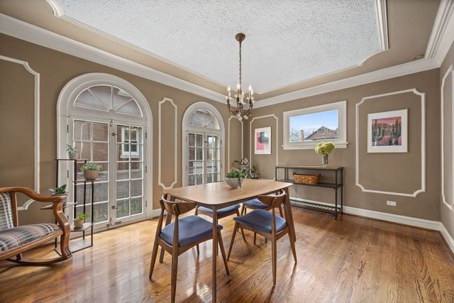 1215 N Linden Avenue, Oak Park, IL 60302