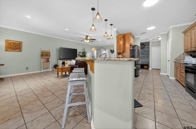 702 Jaxon Drive, Whitehouse, TX 75791