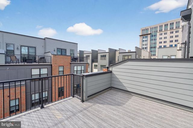4973 LACHLAN MEWS, Alexandria, VA 22304