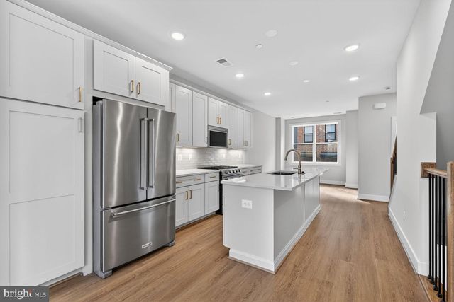 4973 LACHLAN MEWS, Alexandria, VA 22304