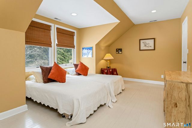 18 Pasture Lane, Darien, CT 06820