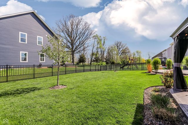 1026 Woodglen Drive, Westfield, IN 46074