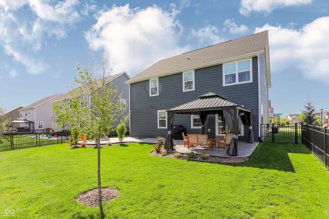 1026 Woodglen Drive, Westfield, IN 46074