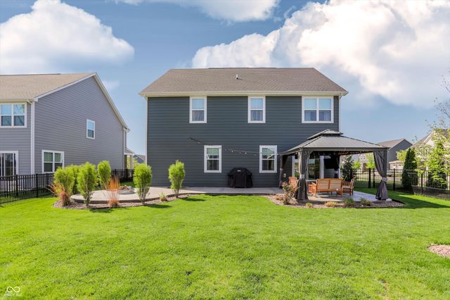 1026 Woodglen Drive, Westfield, IN 46074