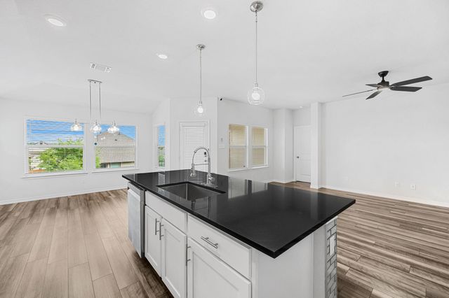 6166 Lavaca DR, Belton, TX 76513